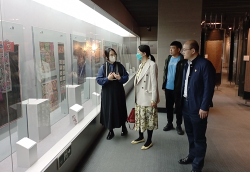 2023.05.11  報送信息  北京印刷學院紀委到我校交流調研紀檢監察工作（照片1）_副本.jpg