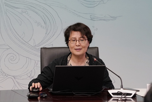 圖6 李雪梅教授發言.jpg