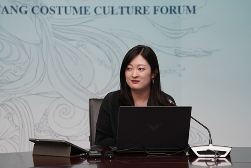 圖11 武瓊芳副研究館員發言.jpg