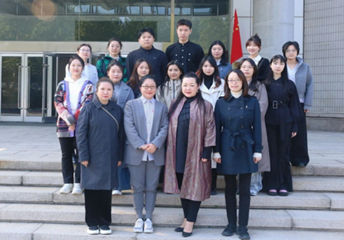 北京服裝學院亞冬會設計團隊.jpg